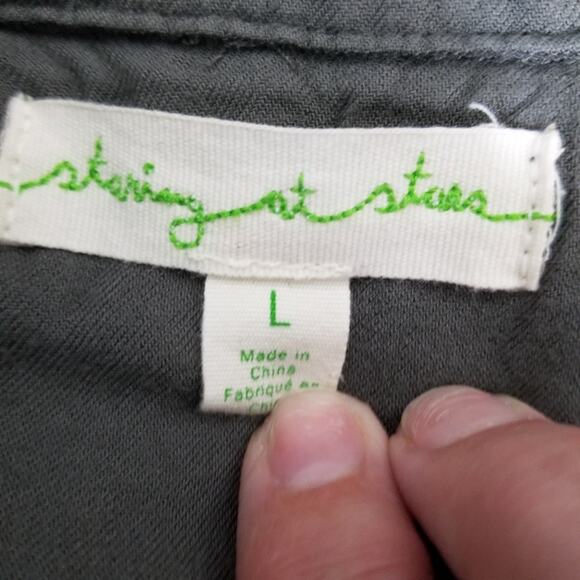 Staring at Stars top sz L - Picture 4 of 6